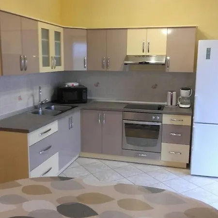 Vendégház Lidija Apartament 3*